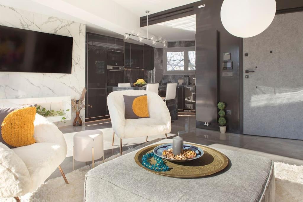 Luxury Acropolis View Apartment-Living Stone Black Pearl Athens Exterior photo