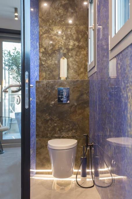 Luxury Acropolis View Apartment-Living Stone Black Pearl Athens Exterior photo